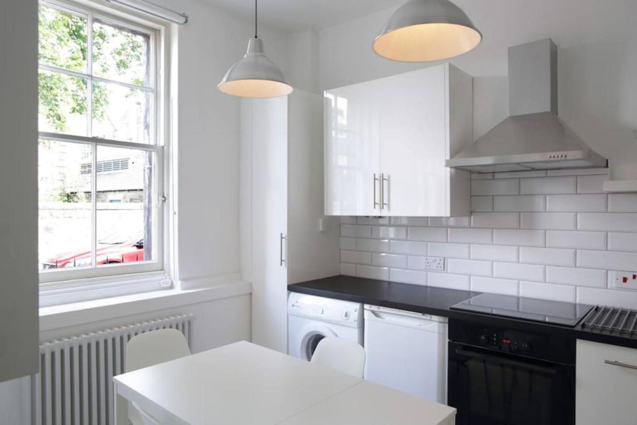 אדינבורו Beautiful Scandi-Inspired One Bed In Stockbridge מראה חיצוני תמונה